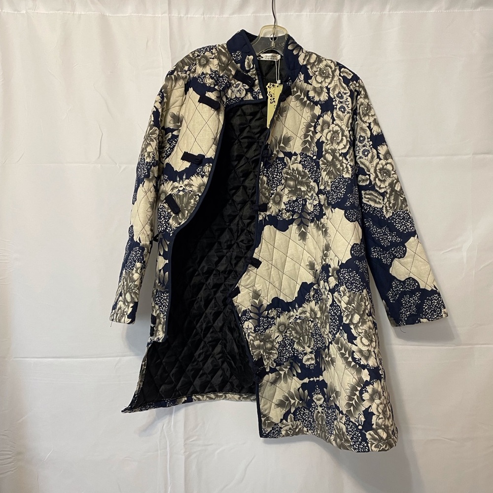 QianBaiyi Quilted Jacket Blue and Cream Women’s Extra Extra Large